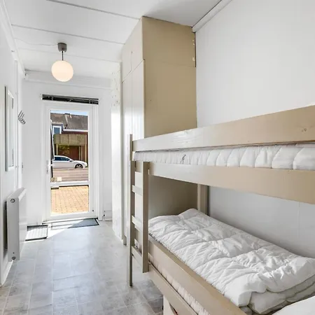 Hansia By Interhome